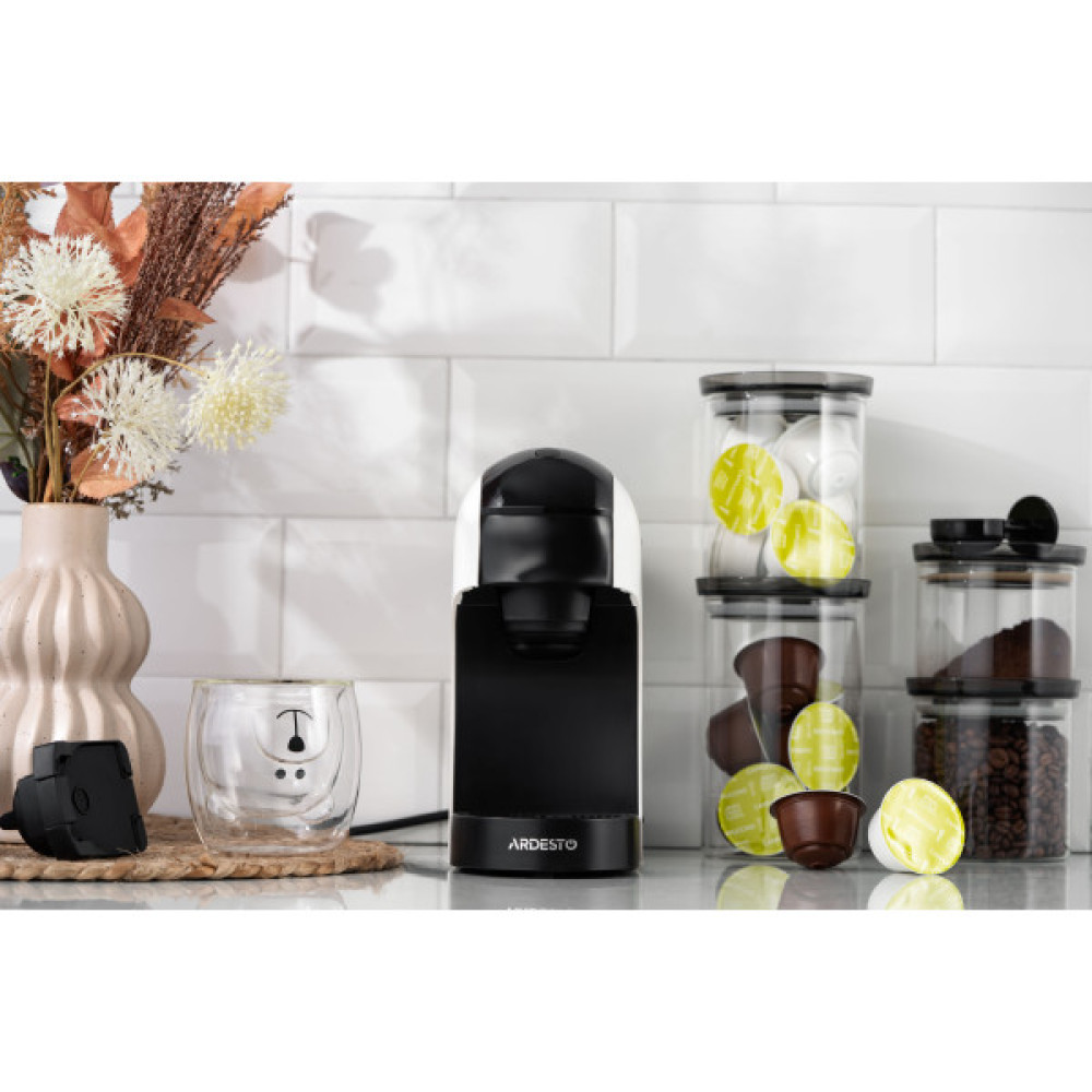Кавоварка ARDESTO  3в1, 0.9л, капсули Nespresso, Nescafe Dolce Gusto, мелена кава, сенсорне керування, білий