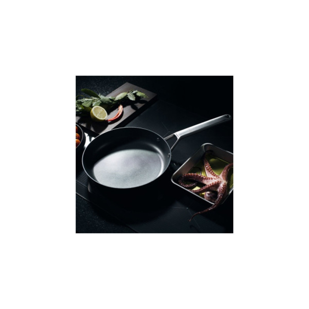 Сковорода Fiskars Taiten Optiheat 26 см (1066947)