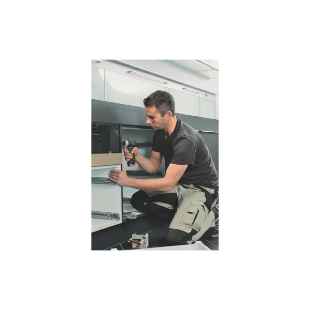 Шуруповерт Metabo BS Basic, 12V 2x2Aг (600984000)