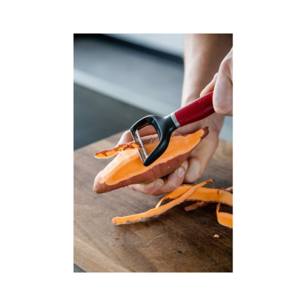 Овочечистка KitchenAid Coreline, горизонтальна 18,8 см, червоний (KAG145OHERE)