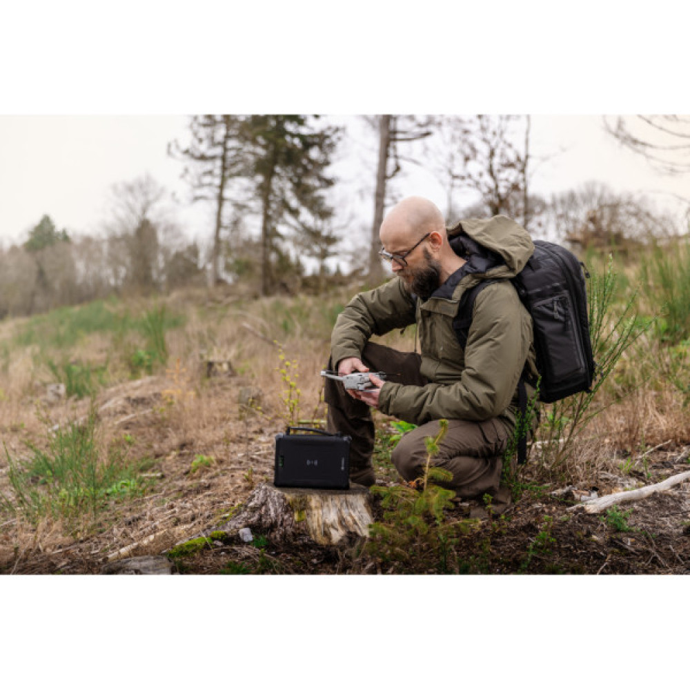 Батарея універсальна Sandberg 96000mAh, Survivor, DC/84W, PD/60W, Cigar Lighter 180W, Wireless, LiFePo4 (420-78)