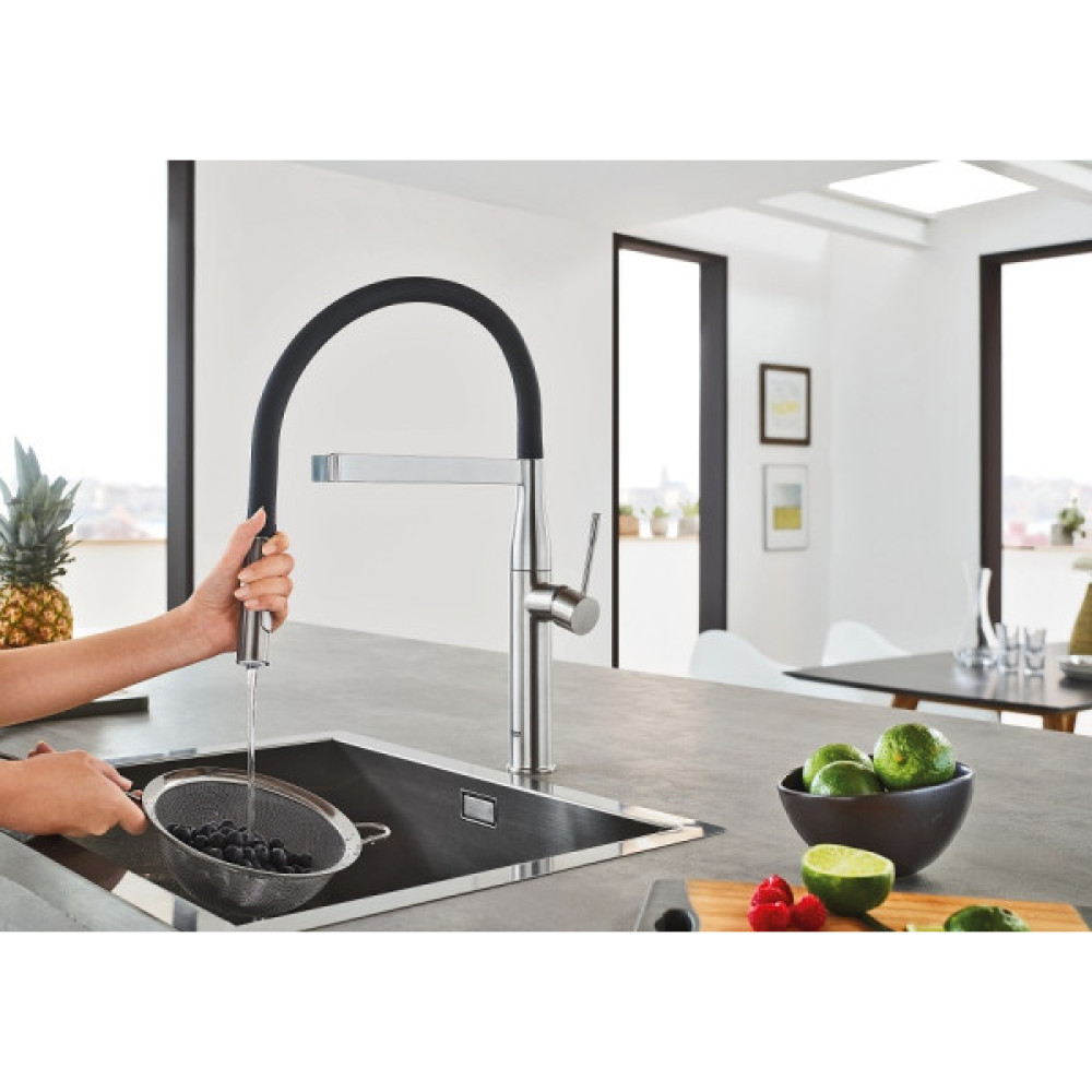 Змішувач для кухні Grohe Essence, довж.виливу - 240мм, поворотний/гнучкий, 1важіль, супер сталь