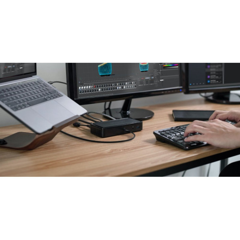 Кабель USB-C > USB-C заряджання/синхронізації Belkin 0.8м, 100Вт, Type-C, USB4, 40Гбс, чорний