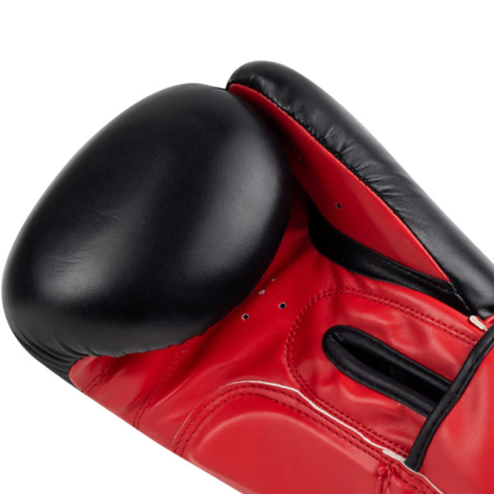 Боксерські рукавички PowerPlay 3004 Classic Чорно-Червоні 10 унцій (PP_3004_10oz_Bl/Red)