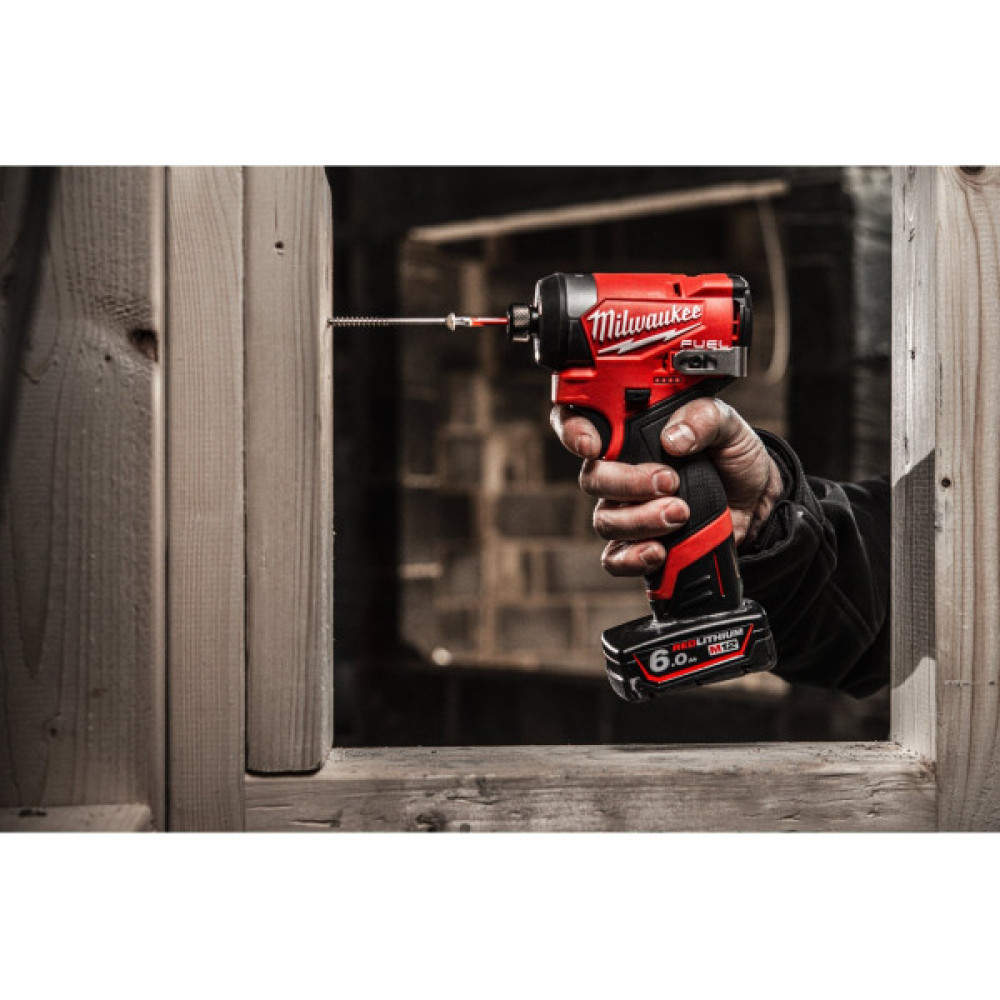 Гвинтоверт ударний акумуляторний Milwaukee M12 FID2-202X 12В АКБ 2х2А·год 0-4000об·хв 170Нм 1/4" ЗП C12C жилет кейс