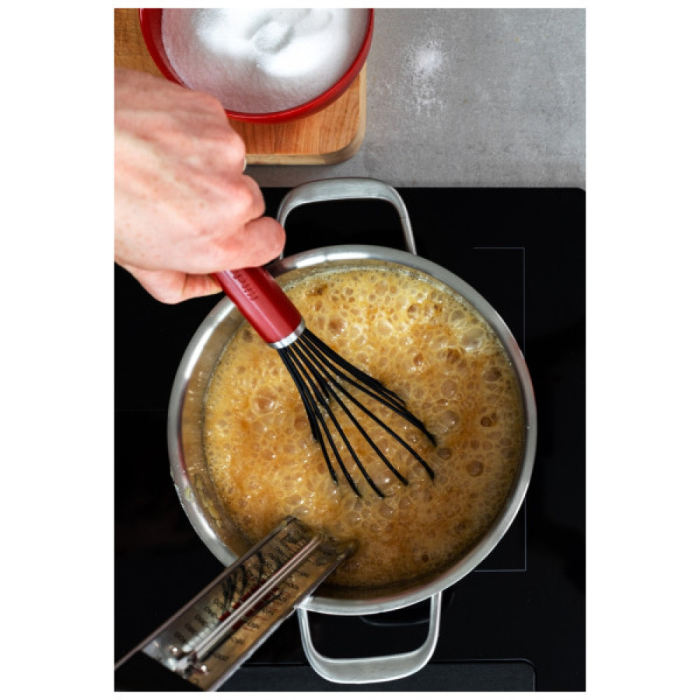 Вінчик KitchenAid Coreline 27 см червоний (KAG0640OHERE)