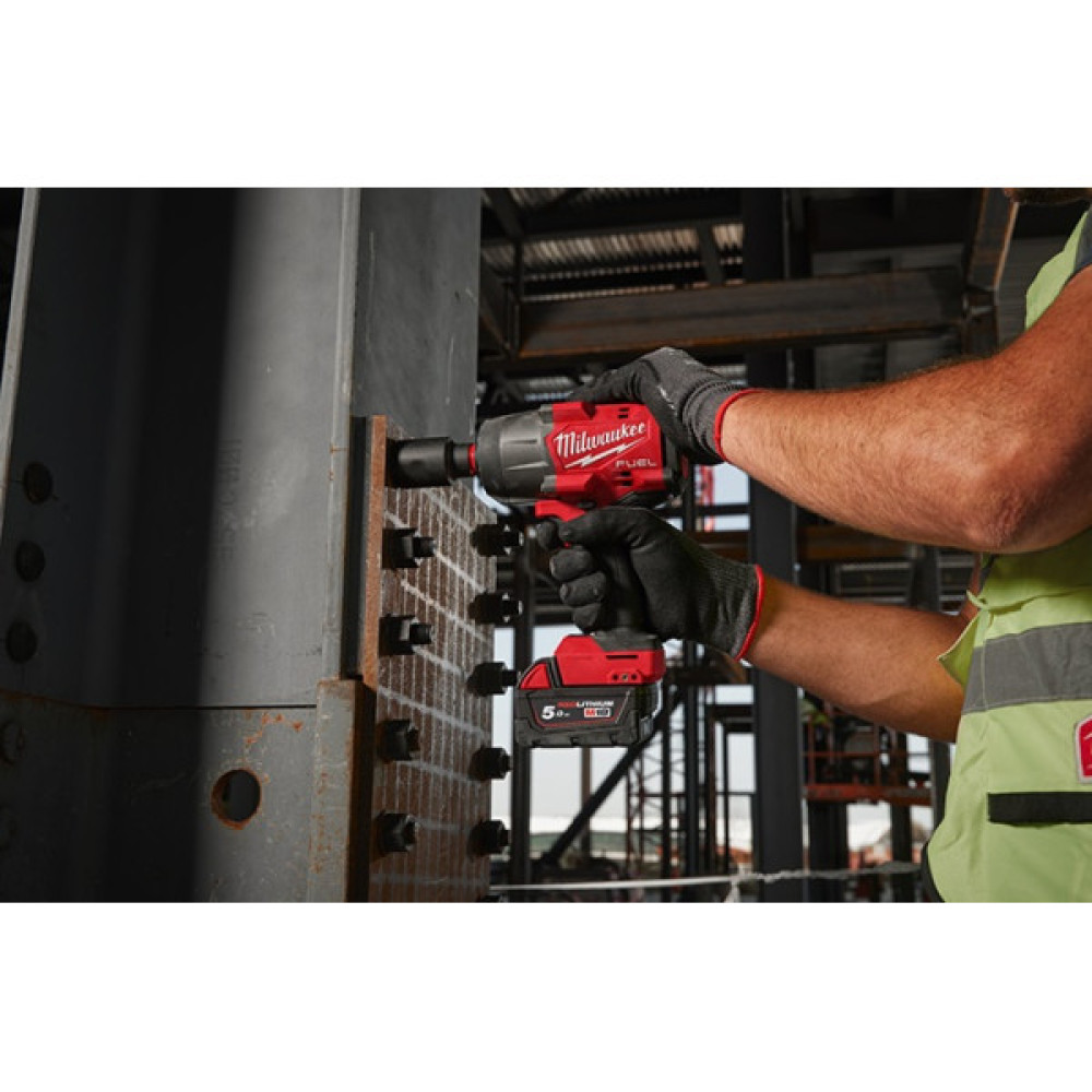 Гайковерт ударний акумуляторний Milwaukee M18 FHIW2F12-502X 18В АКБ 2х5А·год 0-2000об/хв 2034Нм 1/2" ЗП M12-18FC кейс 3.4кг