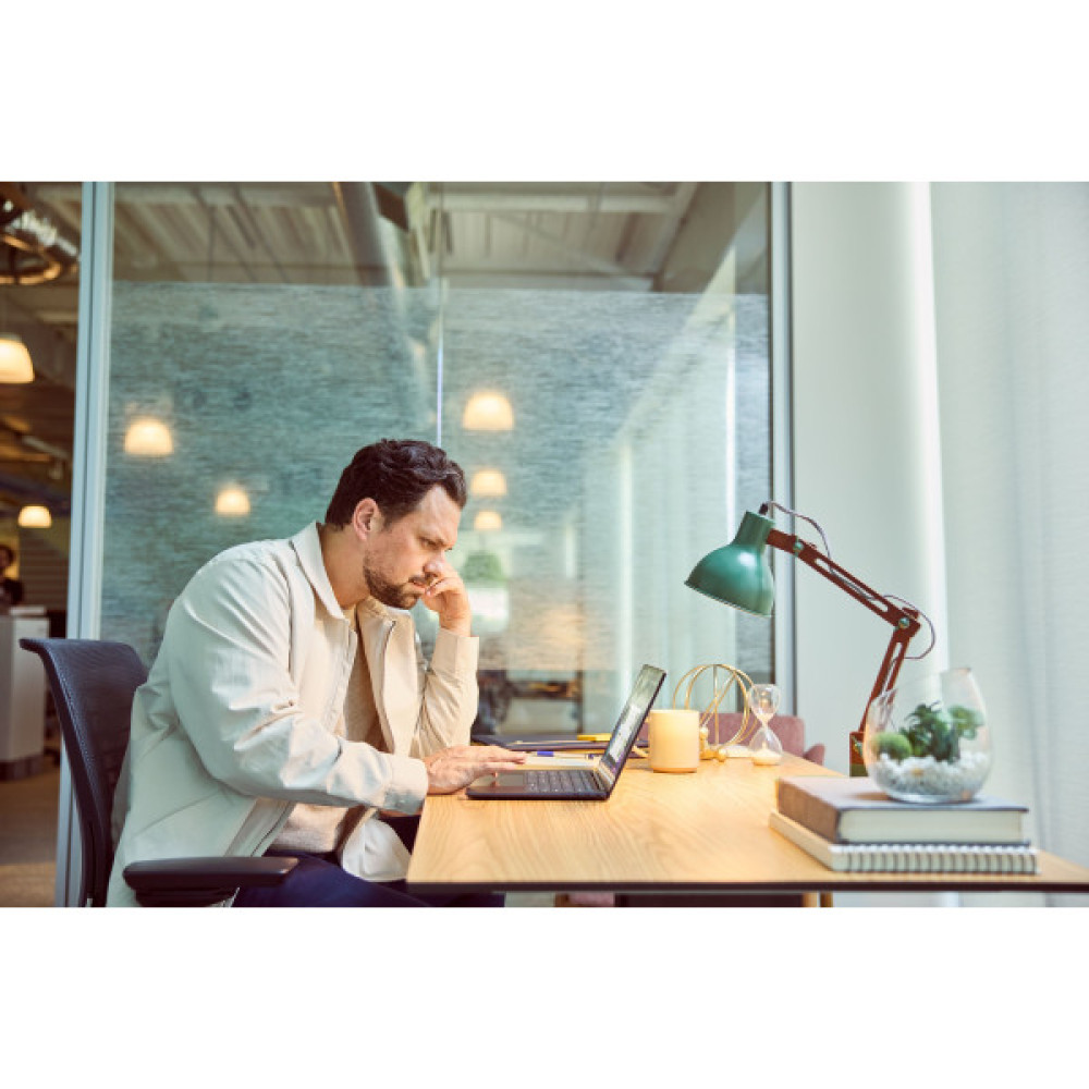 Ноутбук HP EliteBook Ultra G1i 14" 2.8k Touch, Intel U5-228V, 32GB, F1TB, UMA, Win11P, синій