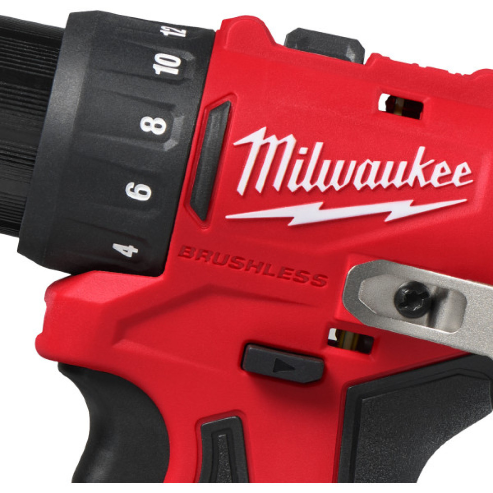Шурупокрут-дриль акумуляторний Milwaukee M12 BLDDRC-201BRF 12В 2А·год 40Нм 0-1700об/хв ЗП С12 сумка 0.98кг