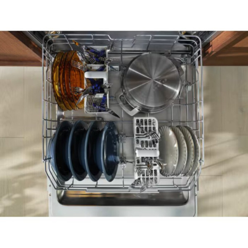 Посудомийна машина Electrolux вбудована, 14компл., А, 60см, дисплей, інвертор, 3й кошик, ComfortLift, чорний