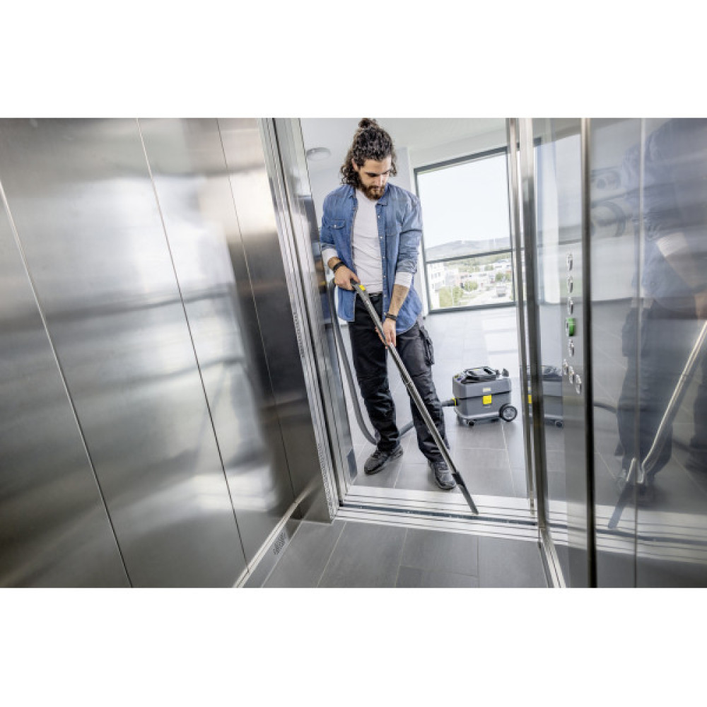 Пилосос професійний акумуляторний Karcher T 10/1 Bp MODULAR RANGE! 36В 223мБар контейнер 10л 6.8кг без АКБ та ЗП