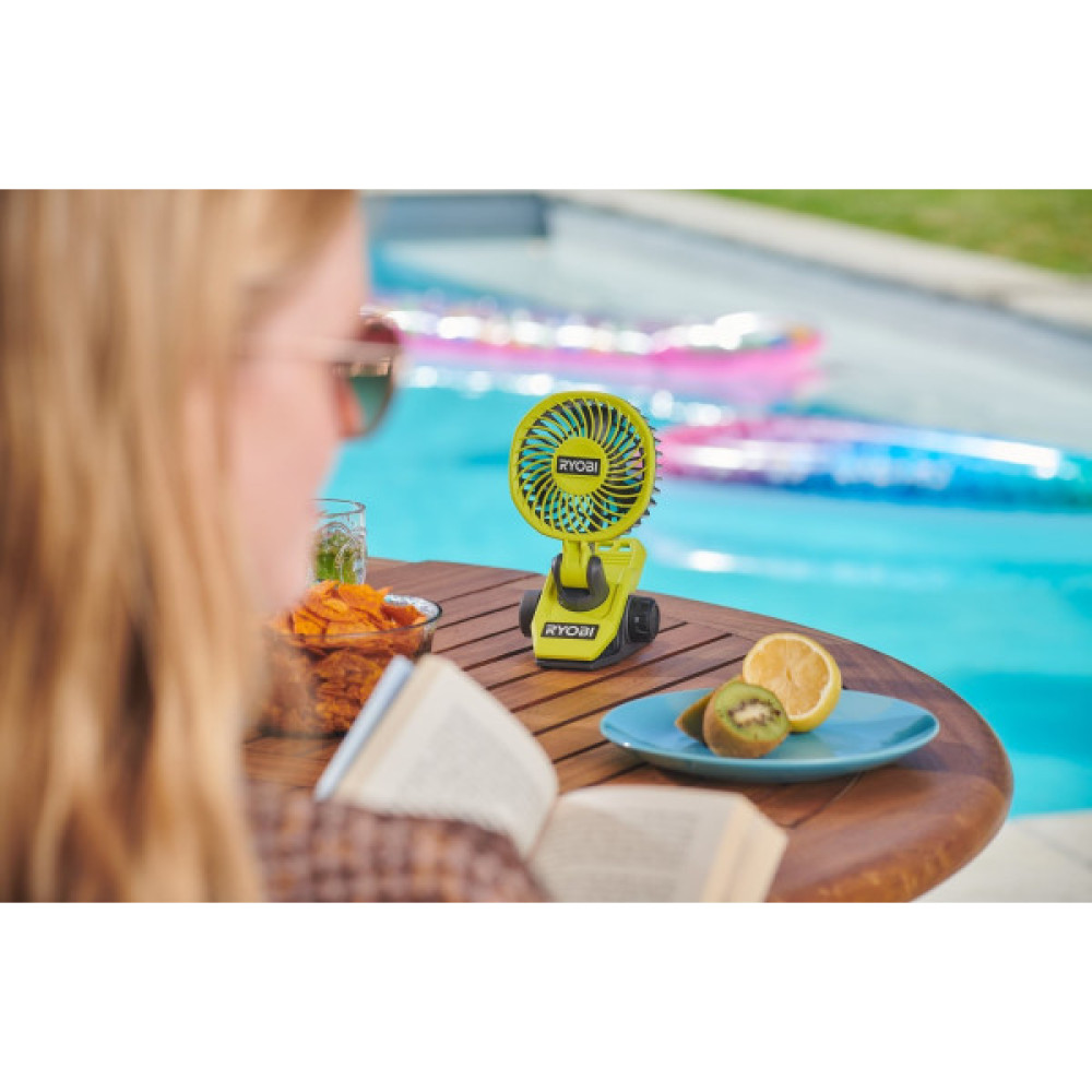 Вентилятор акумуляторний кліпса Ryobi USB Lithium RCF4-0 4В 3800об/хв обертання 325° поворот 180° 2 швидкості 0.29кг без АКБ та ЗП