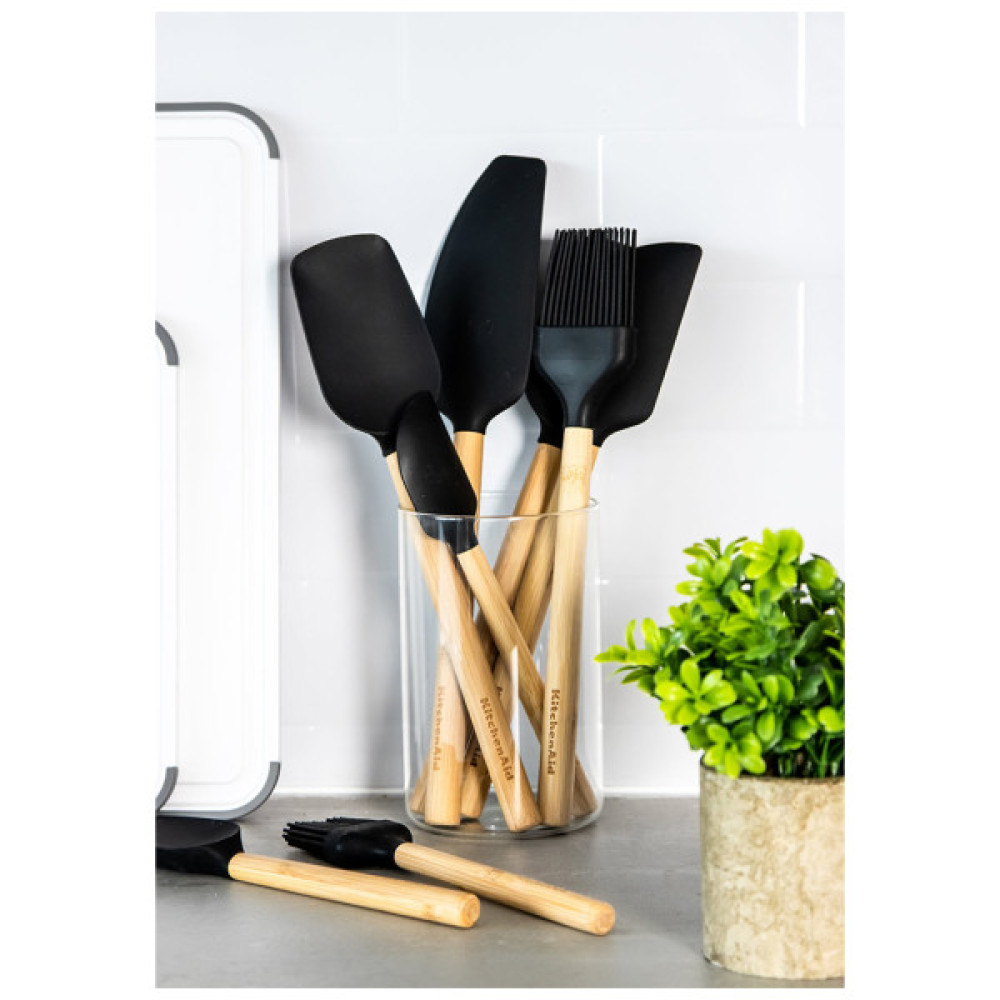 Лопатка кухонна KitchenAid Classic для тіста 30 см чорний (KQG631OHOBE)