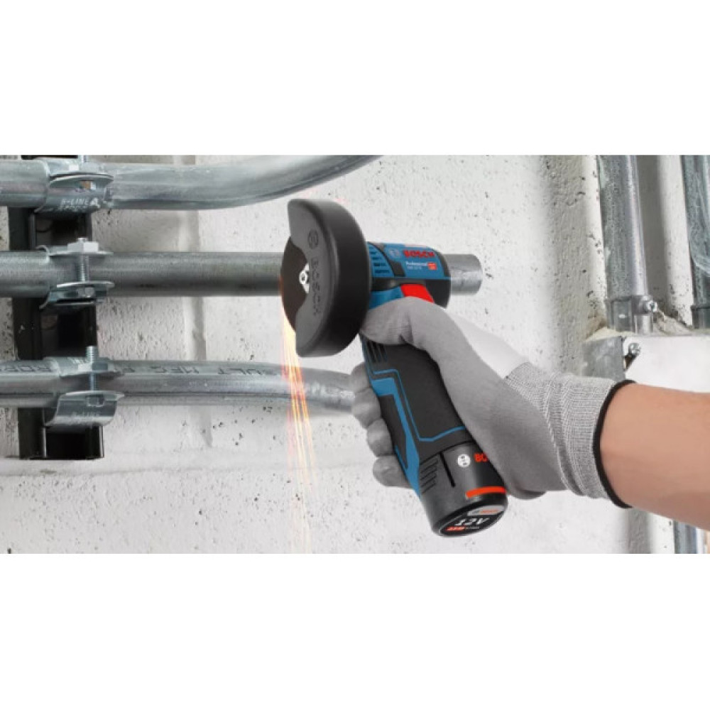 Набір акумулятора та зарядного пристрою Bosch Professional GBA, 1х18В 2А·год, 1х18В 4А·год, ЗП GAL 12V-40