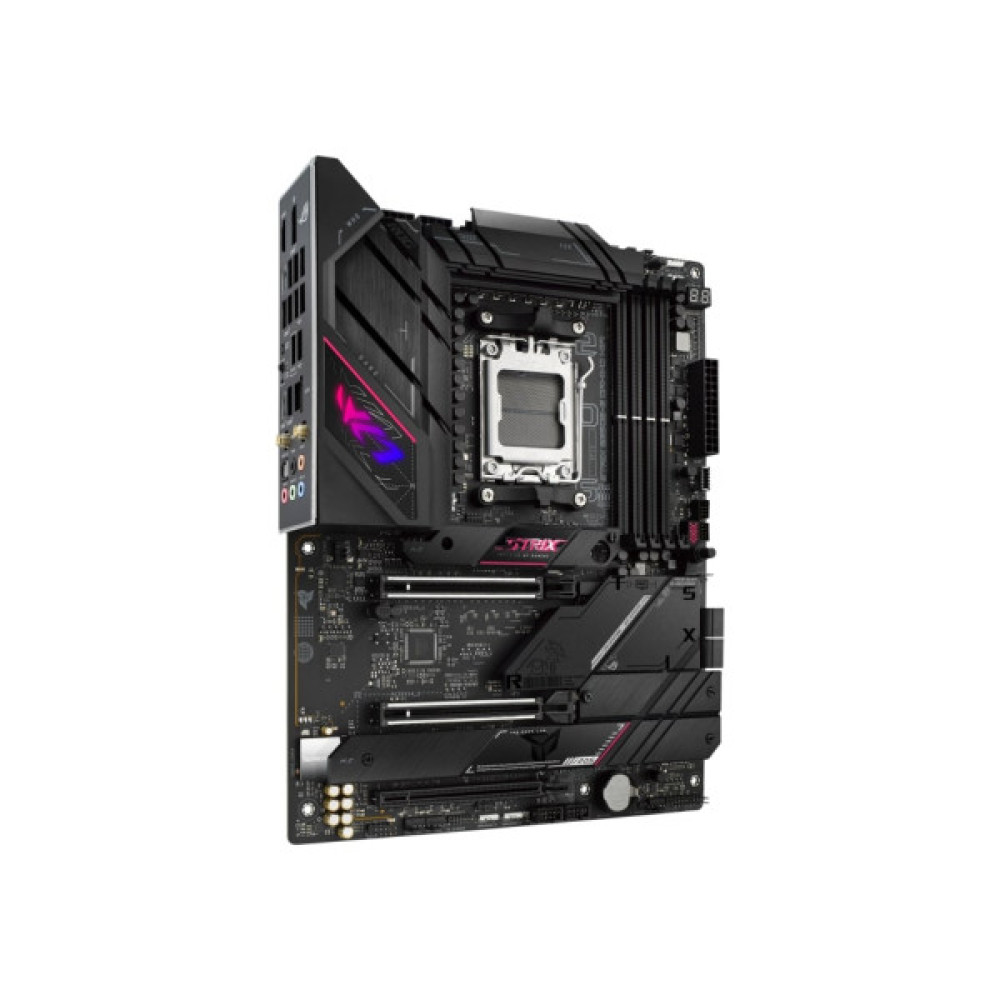 Материнcька плата ASUS ROG STRIX B650E-E GAMING WIFI sAM5 B650 4xDDR5 M.2 HDMI DP Wi-Fi BT ATX