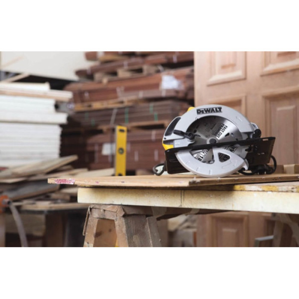 Пила дискова DeWalt 1350Вт 184мм 5500об/хв 3.66кг