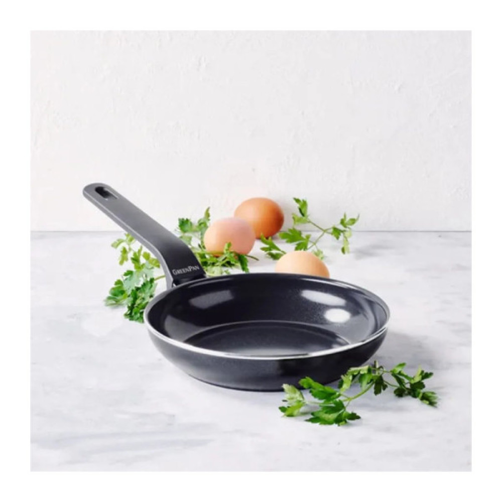 Сковорода GreenPan Essence Perforated Base, 20 см з керамічним покриттям (CC009038-001)