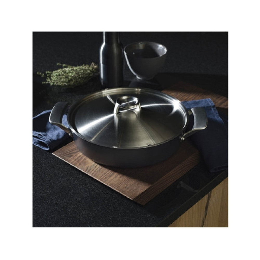 Сотейник Fiskars Taiten з кришкою 28 см (1066950)