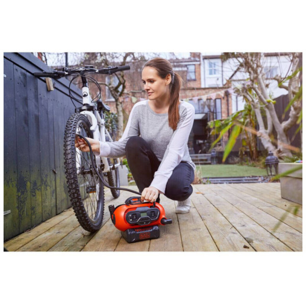 Автомобільний компресор Black&Decker Li-Ion, 18V, (без АКБ та ЗП) (BDCINF18N)