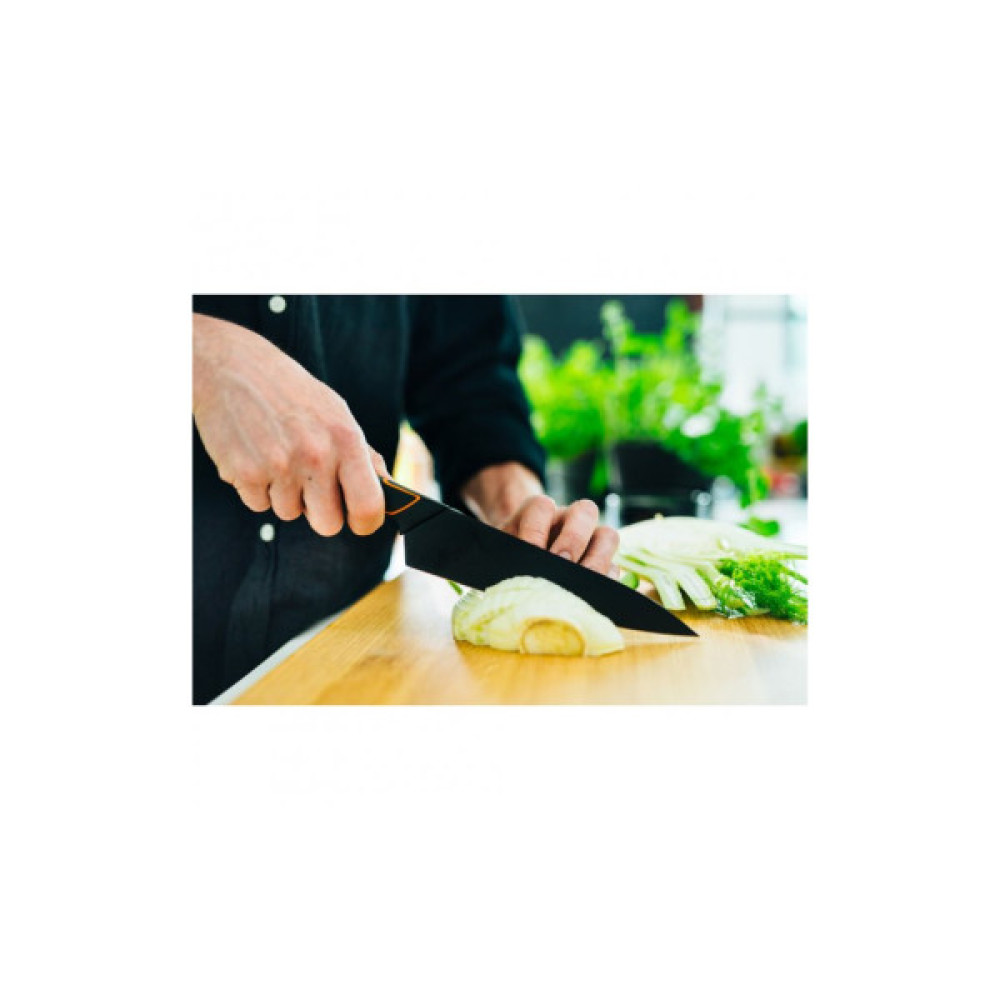 Кухонний ніж Fiskars Edge шеф 19 см (1003094)