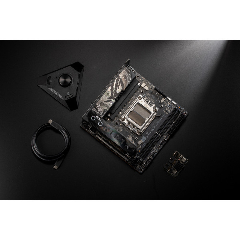 Материнcька плата ASUS ROG STRIX X870-I GAMING WIFI sAM5 X870 2xDDR5 M.2 HDMI WiFi BT mITX