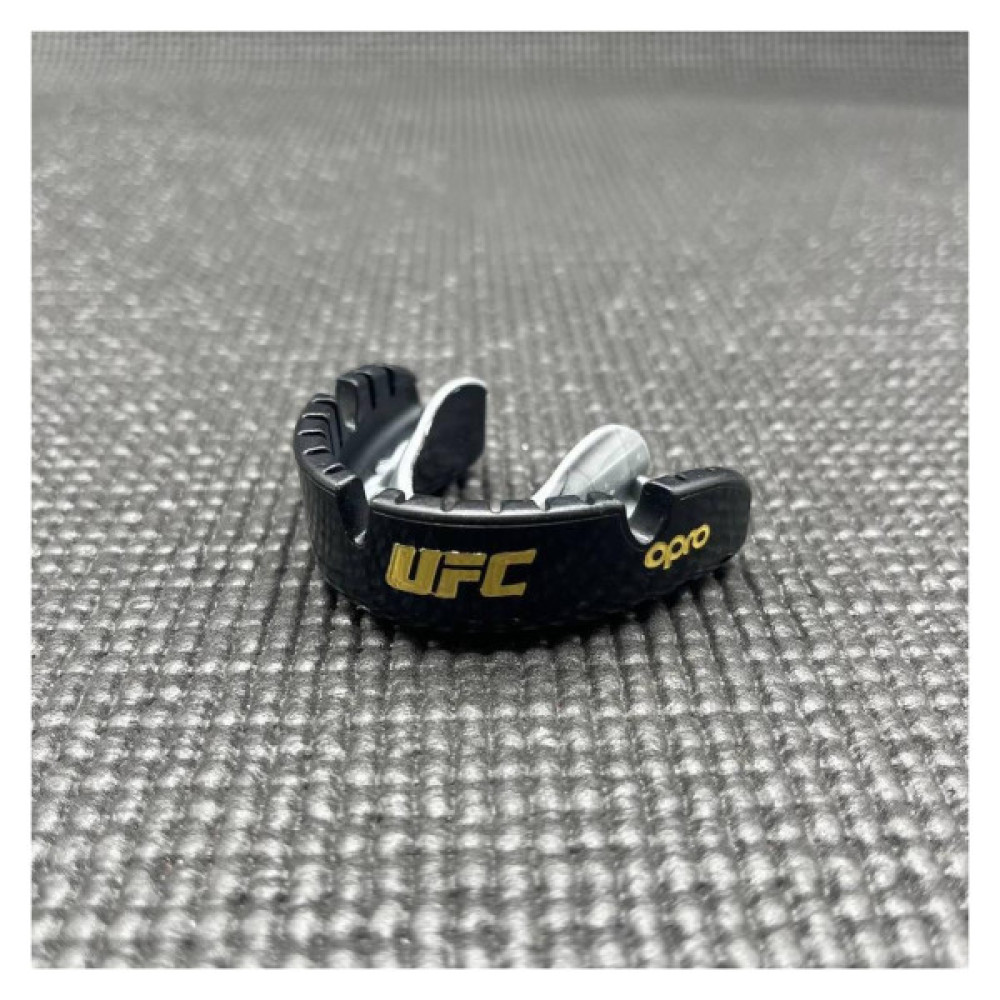 Капа Opro Gold Braces під брекети Blackl/Silver (102518001) (UFC_Gold_Braces_Bl/Silver)