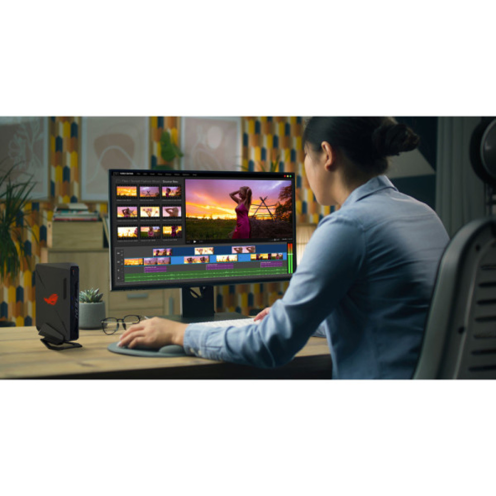 Комп'ютер ASUS ROG NUC Gaming RNUC14SRKU9189A2I / Ultra 9 185H, 32, 1TB, RTX 4070, Wi-Fi, Win11 (90AS0051-M00100)