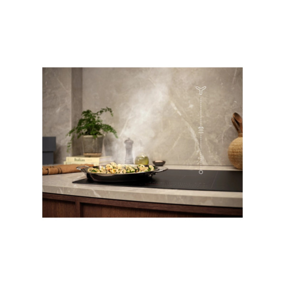 Витяжка кухонна Electrolux LFT816K