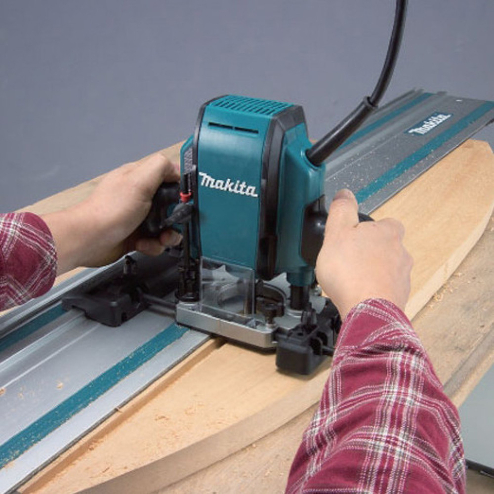 Фрезер Makita RP0900 900Вт цанга 8мм 27000об·хв 2.7кг