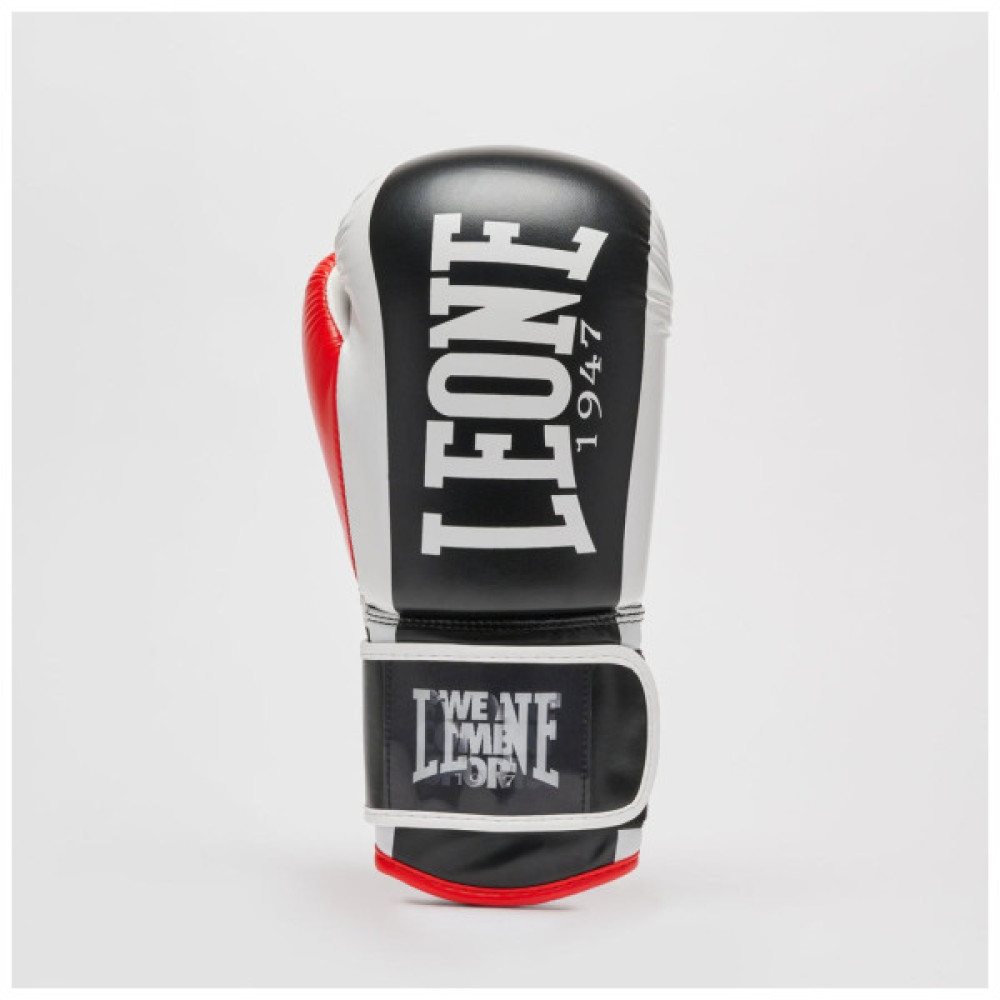 Боксерські рукавички Leone GN333 Logo WACS Black 16 унцій (GN333_Black_16oz)