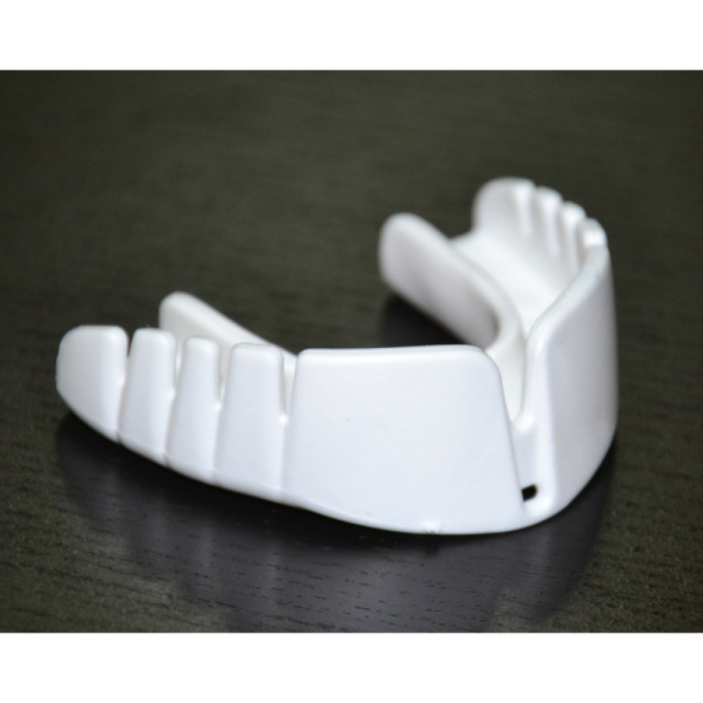 Капа Opro Snap-Fit White (002139010) (SN_White)