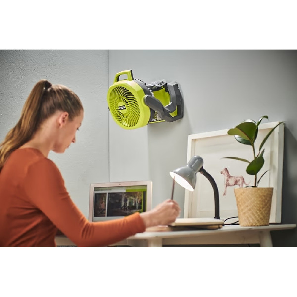 Вентилятор акумуляторний Ryobi ONE+ RF18-0 Whisper 18В 850м куб/год регулювання положення 3 швидкості 1.7кг без АКБ та ЗП