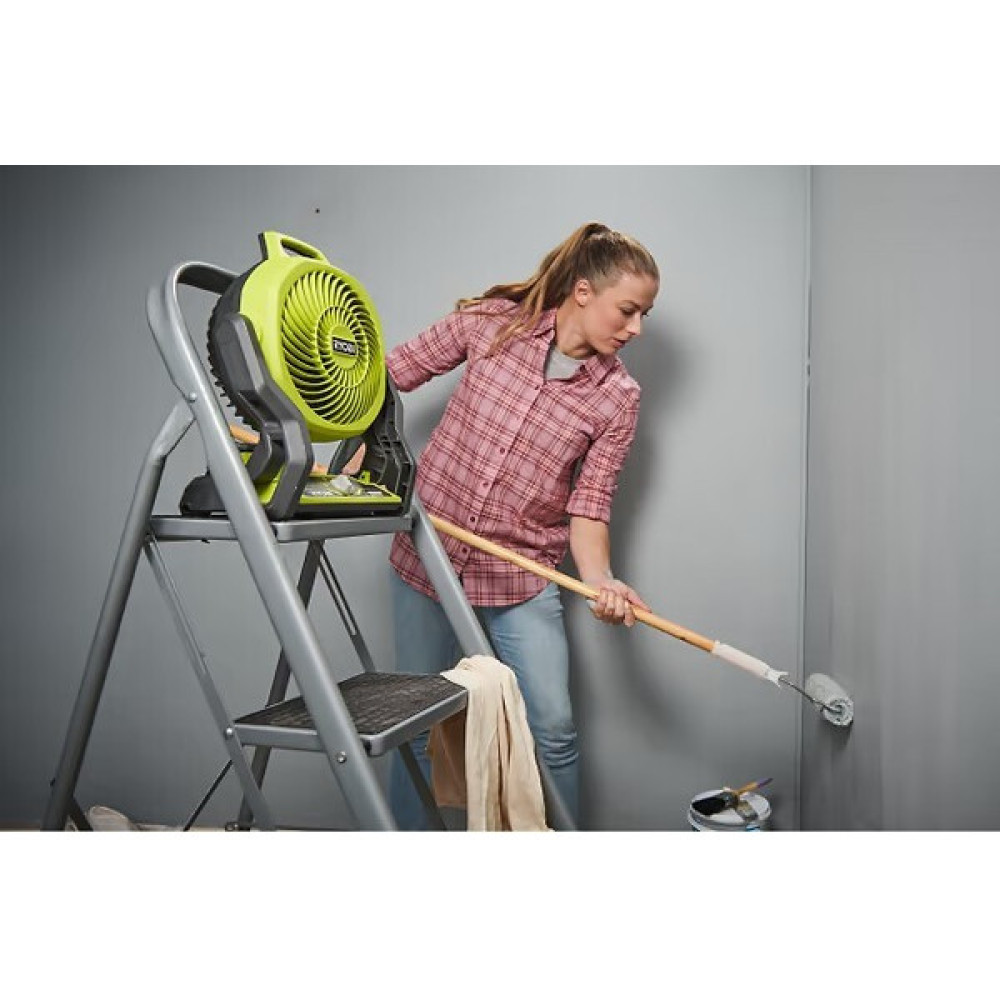Вентилятор акумуляторний Ryobi ONE+ RF18-0 Whisper 18В 850м куб/год регулювання положення 3 швидкості 1.7кг без АКБ та ЗП