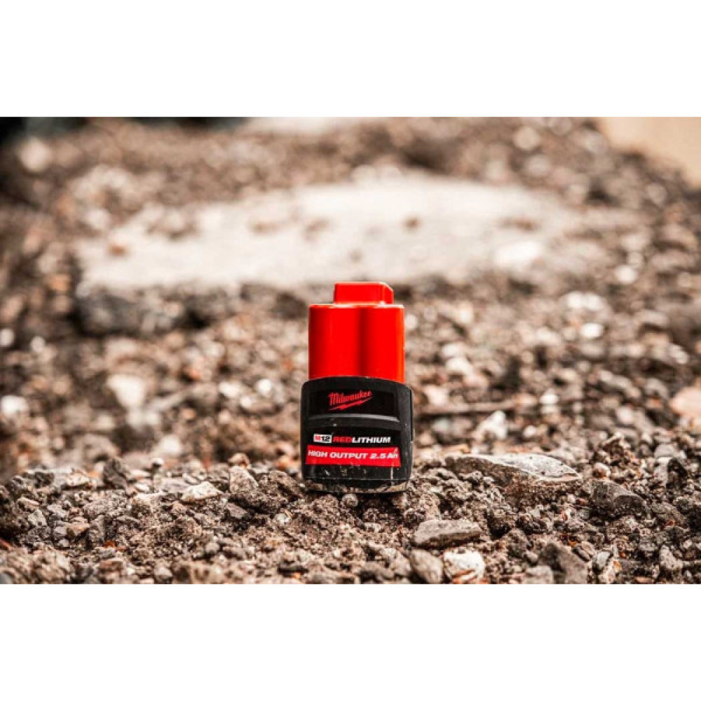 Акумулятор Milwaukee Redlithium M12 12В, 2.5А·год, 0.2кг