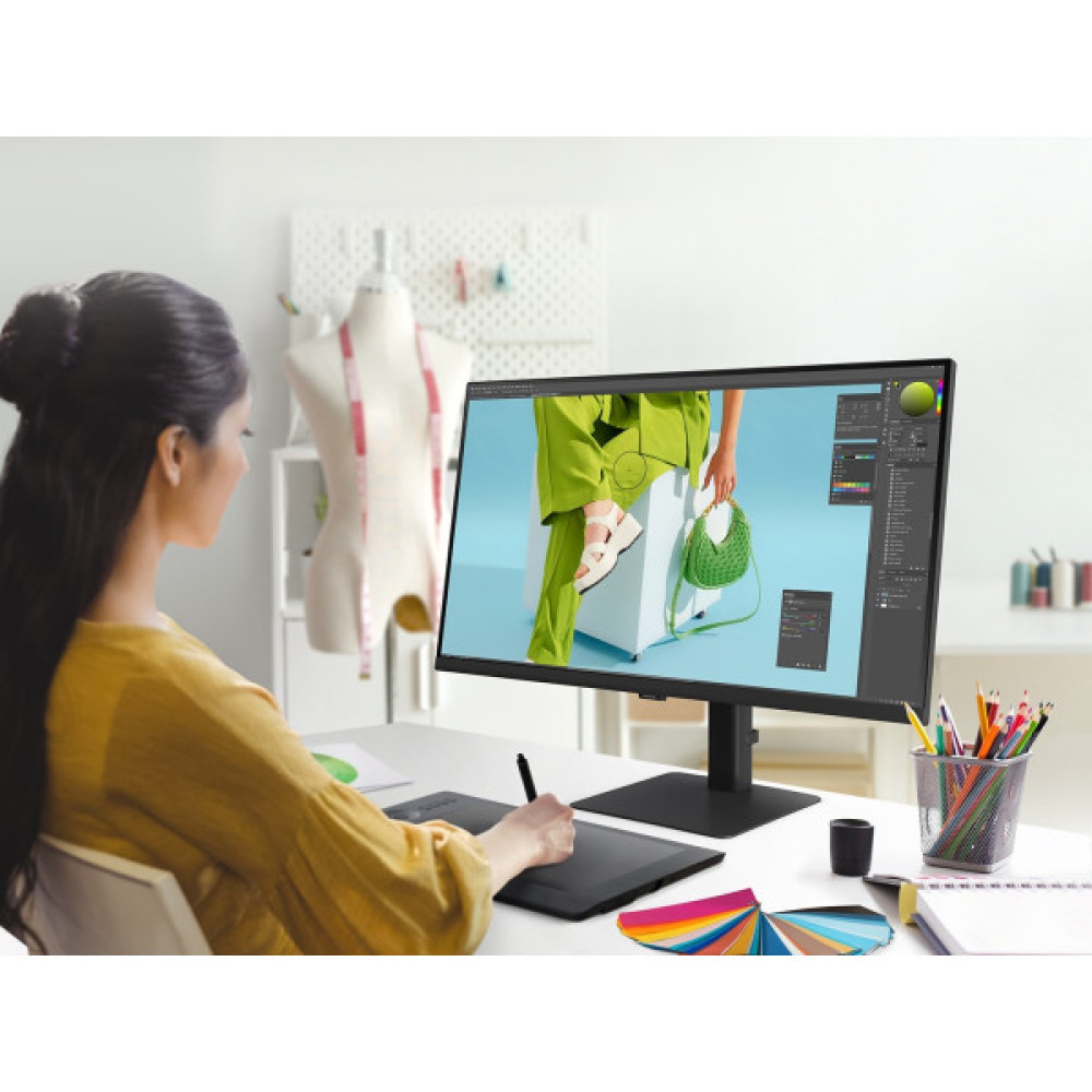 Монітор Samsung 27" S70D HDMI, DP, MM, IPS, 3840x2160