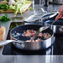 Сотейник GreenPan Geneva з кришкою 24 см, 2,6 л (CC004782-001) Сотейник GreenPan Geneva з кришкою 24 см, 2,6 л (CC004782-001)