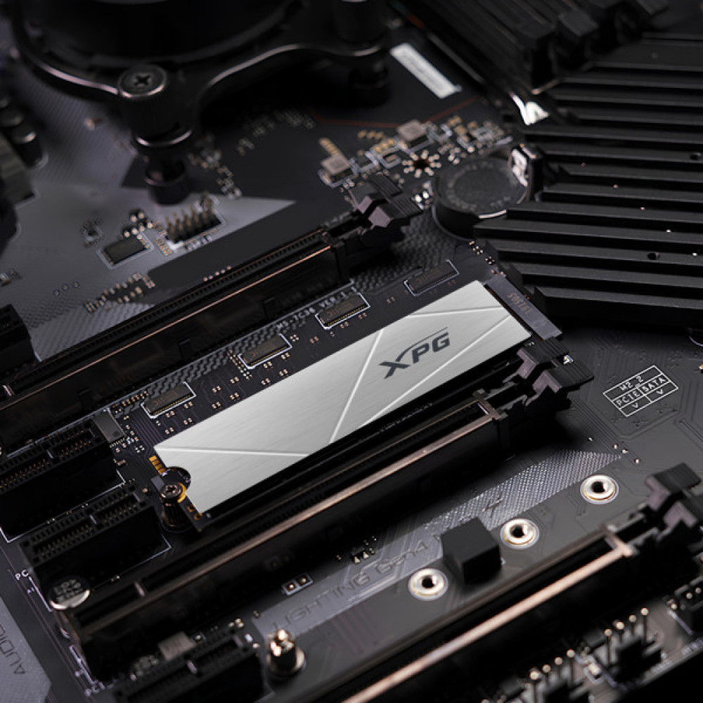 Накопичувач SSD M.2 2280 1TB XPG GAMMIX S60 ADATA (AGAMMIXS60-1T-CS)