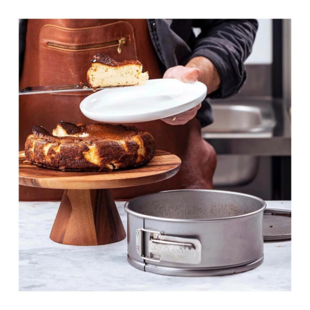 Форма для випікання KitchenAid роз'ємна 20 см (CC006069-001)