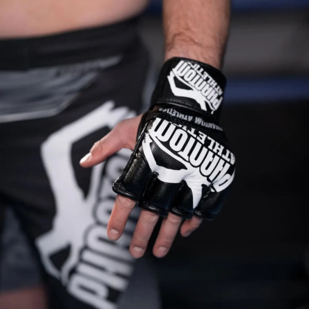 Рукавички для MMA Phantom Blackout Black S/M (PHMMAG1648-SM)