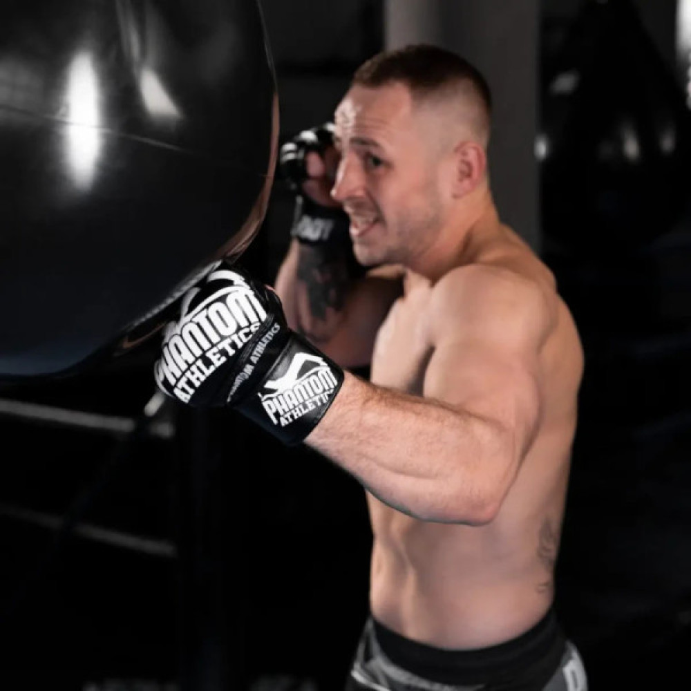 Рукавички для MMA Phantom Blackout Black S/M (PHMMAG1648-SM)