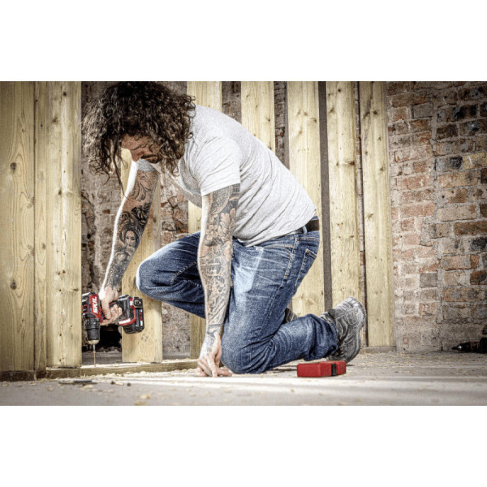 Шурупокрут-дриль акумуляторний SKIL 3065 CA Compact 20В 1х2.5А·год 60Нм 500·1800об/хв 0.9кг