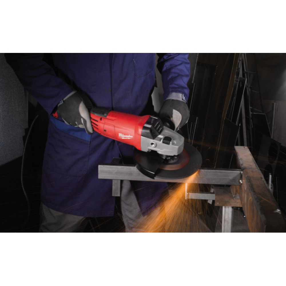 Шліфмашина кутова Milwaukee 22-230/DMS 230мм 22000Вт 6600об·хв 5.2кг
