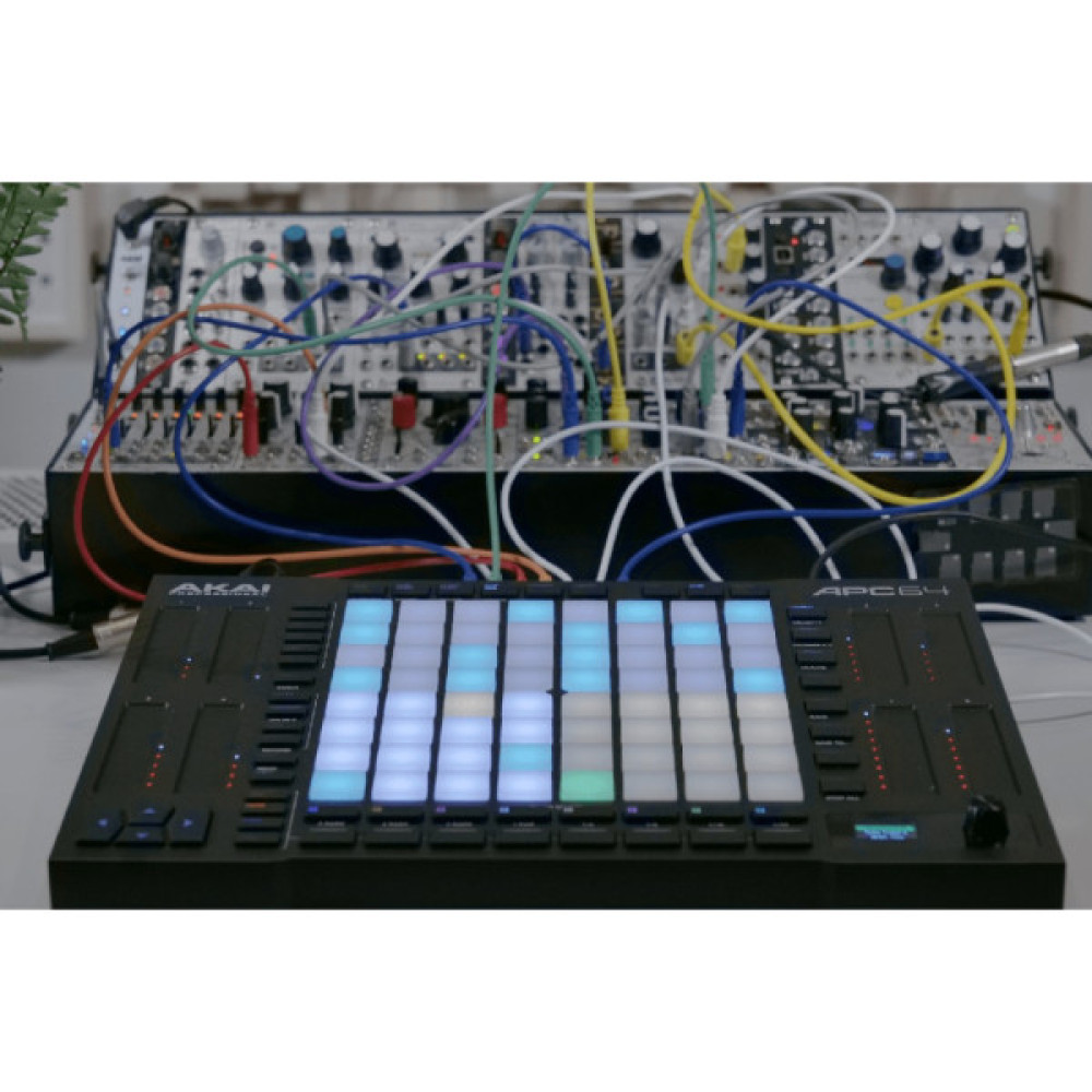 MIDI контролер Akai APC 64 (240983)