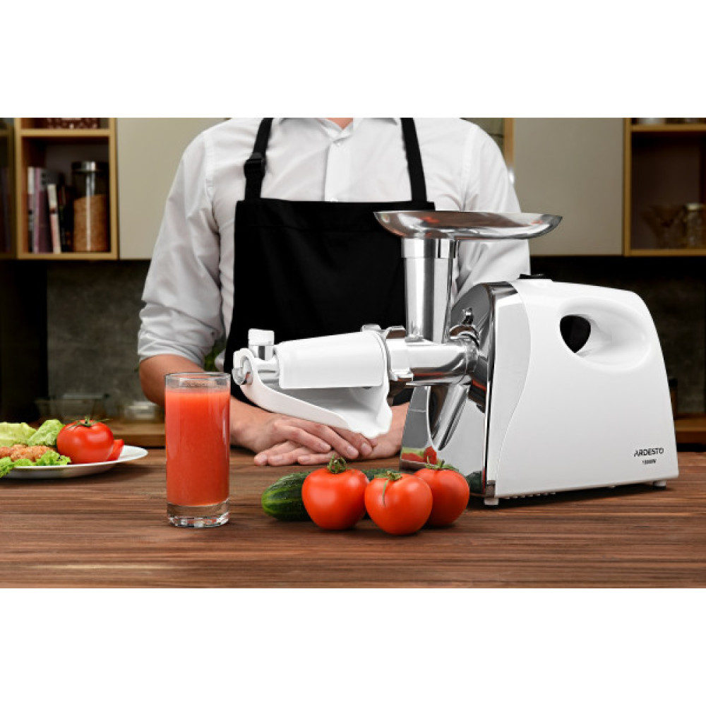 М'ясорубка ARDESTO, 1800Вт, 2кг/хв, 3 решітки, насадка для ковбас, кеббе, томатів, пластик, біло-сріблястий