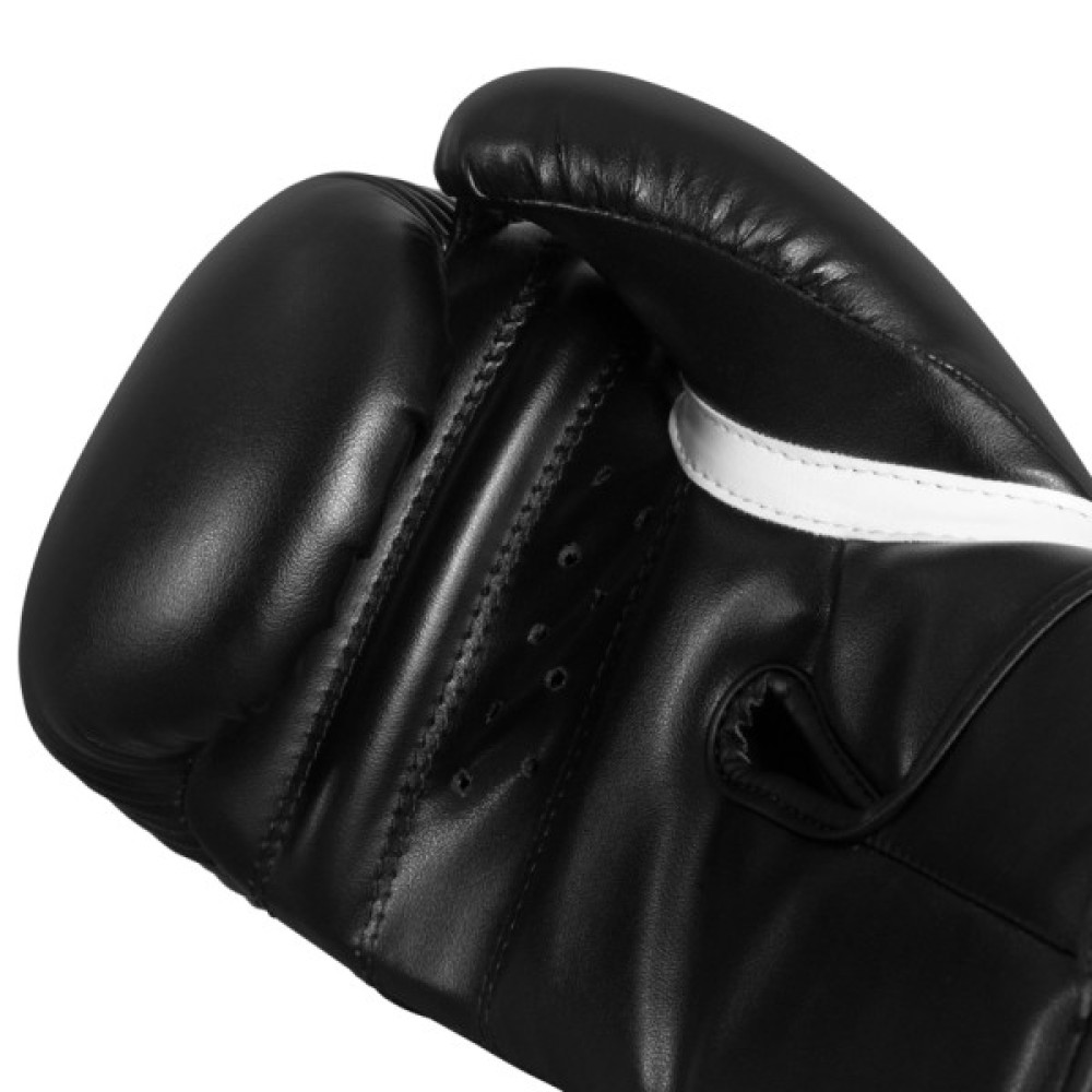Боксерські рукавички Title Dynamic Strike Heavy Bag Gloves Black 14 oz (BSATG 14 BK)