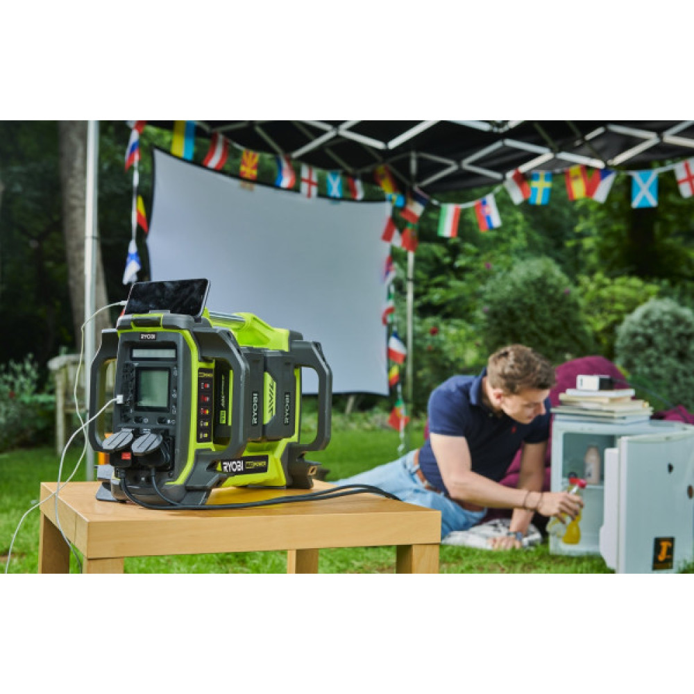 Інвертор напруги акумуляторний Ryobi Max Power RY36BI1800A-0 36В 1800/3000Вт розетка 2х220В рознім 4хUSB 2хType-C 5.66кг без АКБ та ЗП
