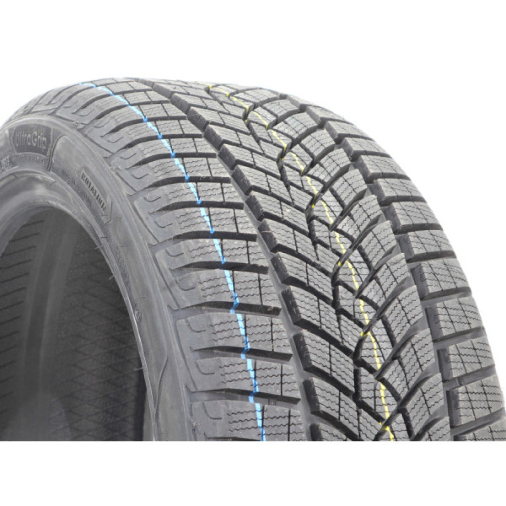 Шина Goodyear Ultra Grip Performance+ 235/50R17 100V XL FP