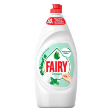 Засіб для ручного миття посуду Fairy Ніжні руки Чайне дерево і М'ята 900 мл (4015400958130)