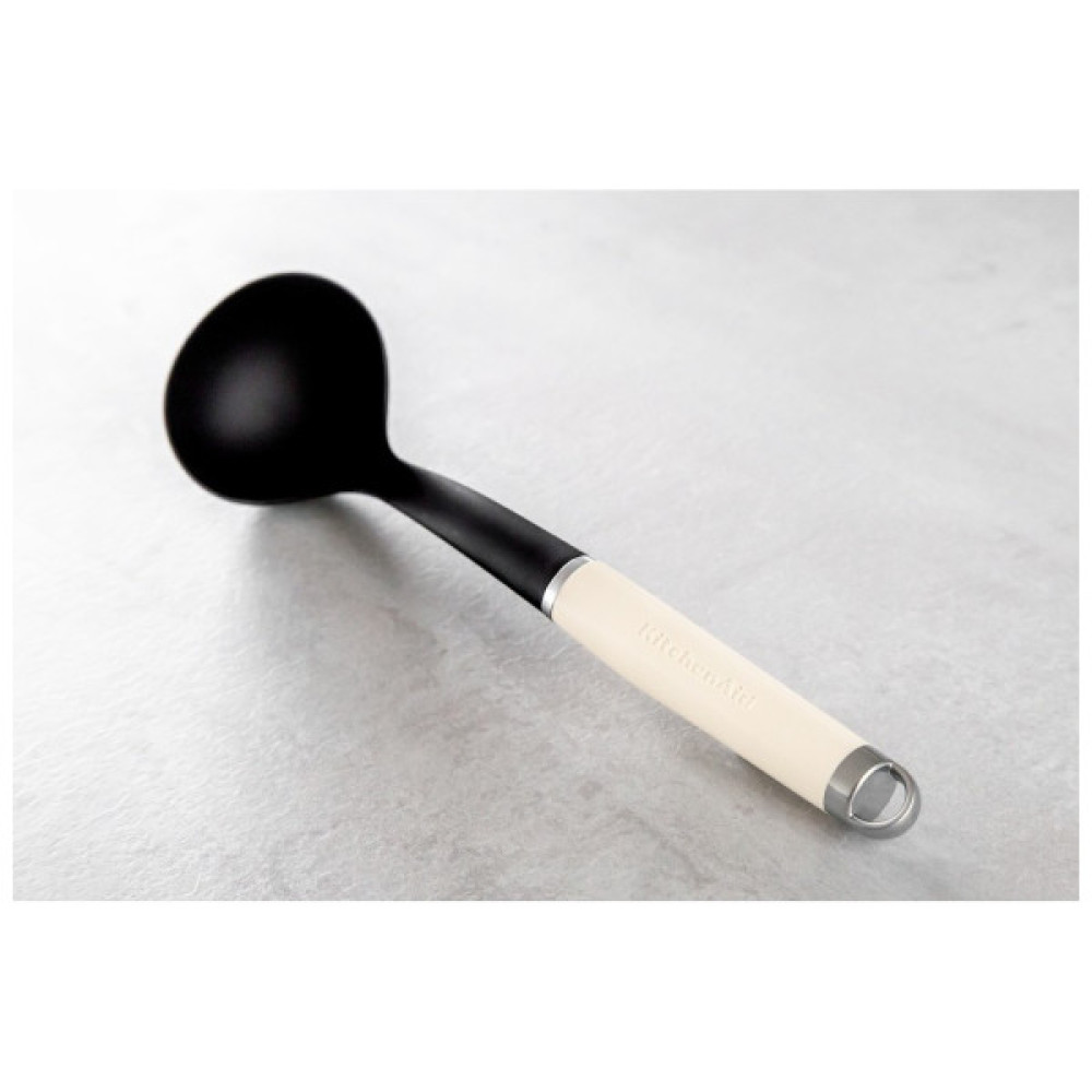 Ополоник KitchenAid Coreline, 32,8 см, кремовий (KAG006OHACE)