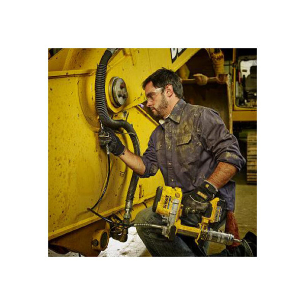 Шприц для мастила DeWALT 18В XR Li-lon, 147.87 мл/хв, 3.63 кг, (без АКБ та ЗП) (DCGG571NK)